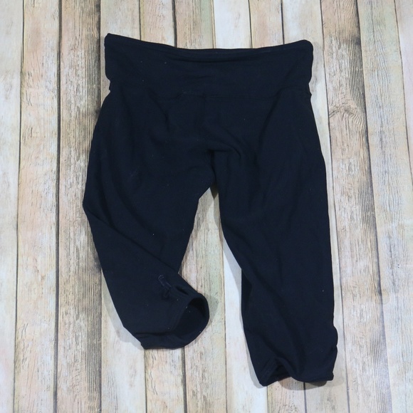 lululemon athletica Pants - Lululemon Reversible Crop Leggings Cutouts Yoga
